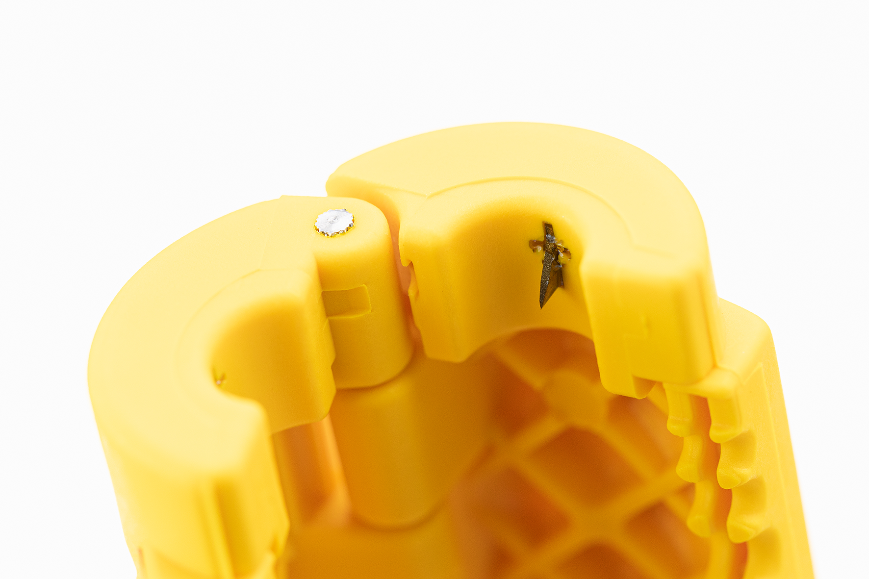 99020150_T2.png