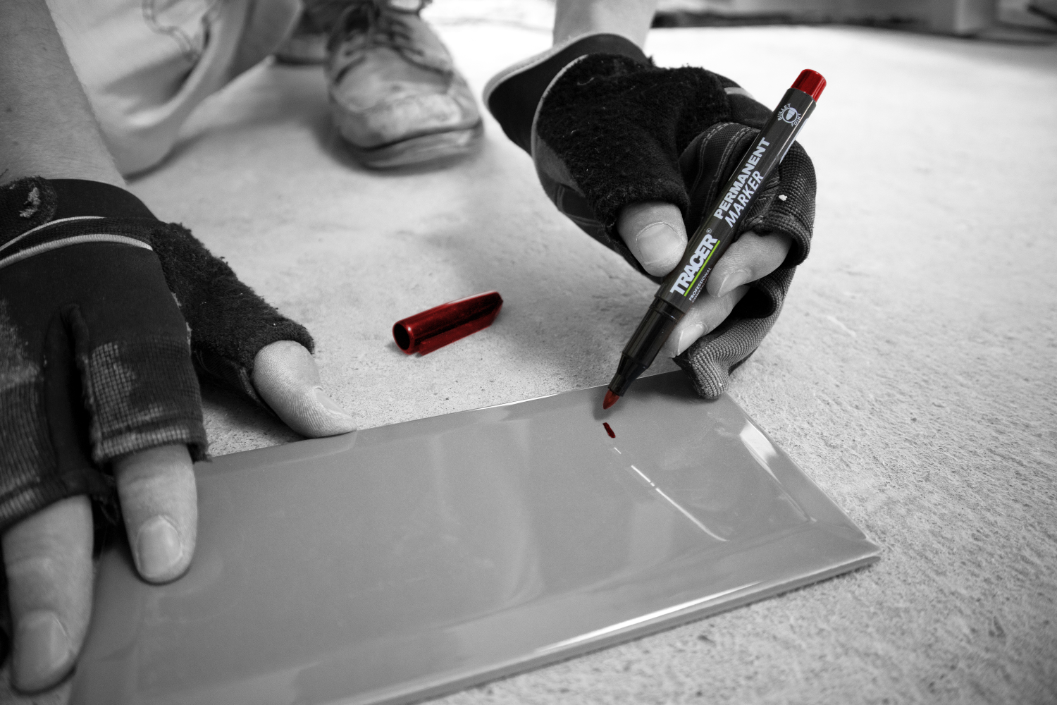 b5da950c-ee60-4392-a4bf-3e7290fb8f6a TRACER Permanent Marker APM3 rood.png