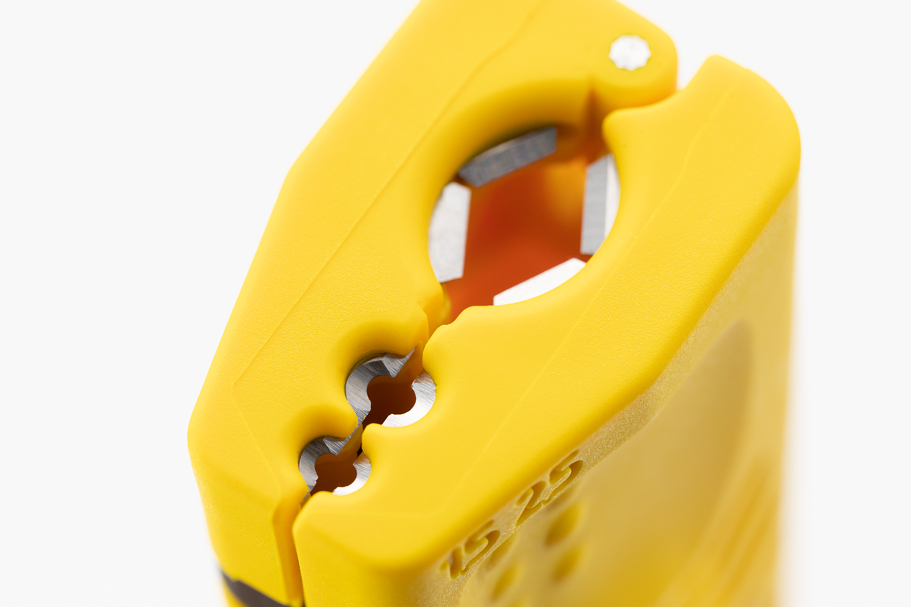 15e23a90-97eb-4c05-97c6-c46cadd939db 99020037_T1.png