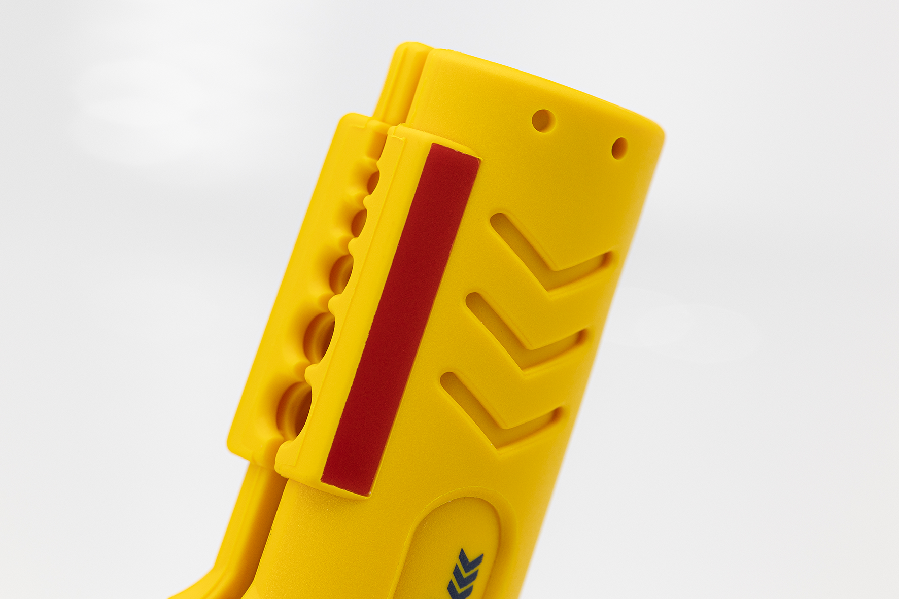 99020151_T1.png