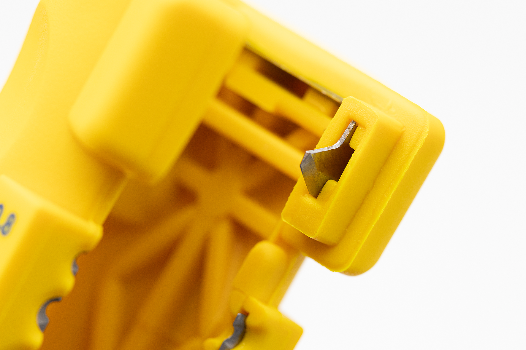 a51557ef-1f40-4c0a-8d4f-1a838950b25e 99020010_T3.png
