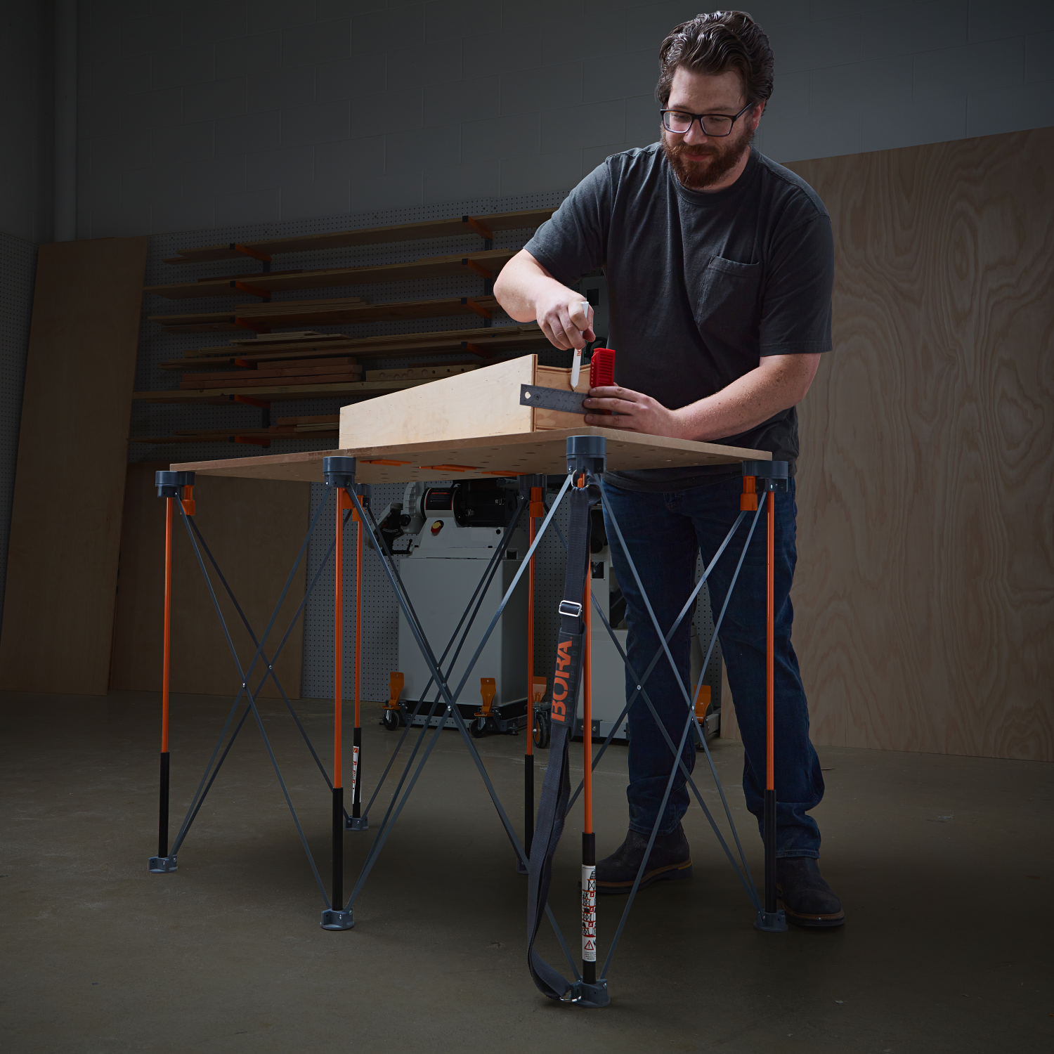 9d5c323b-9b14-42fd-9b33-4c664397a47b Bora Onderstel inklapbare Bora Werktafel Centipede 61x122x91,4cm met draagriem.png